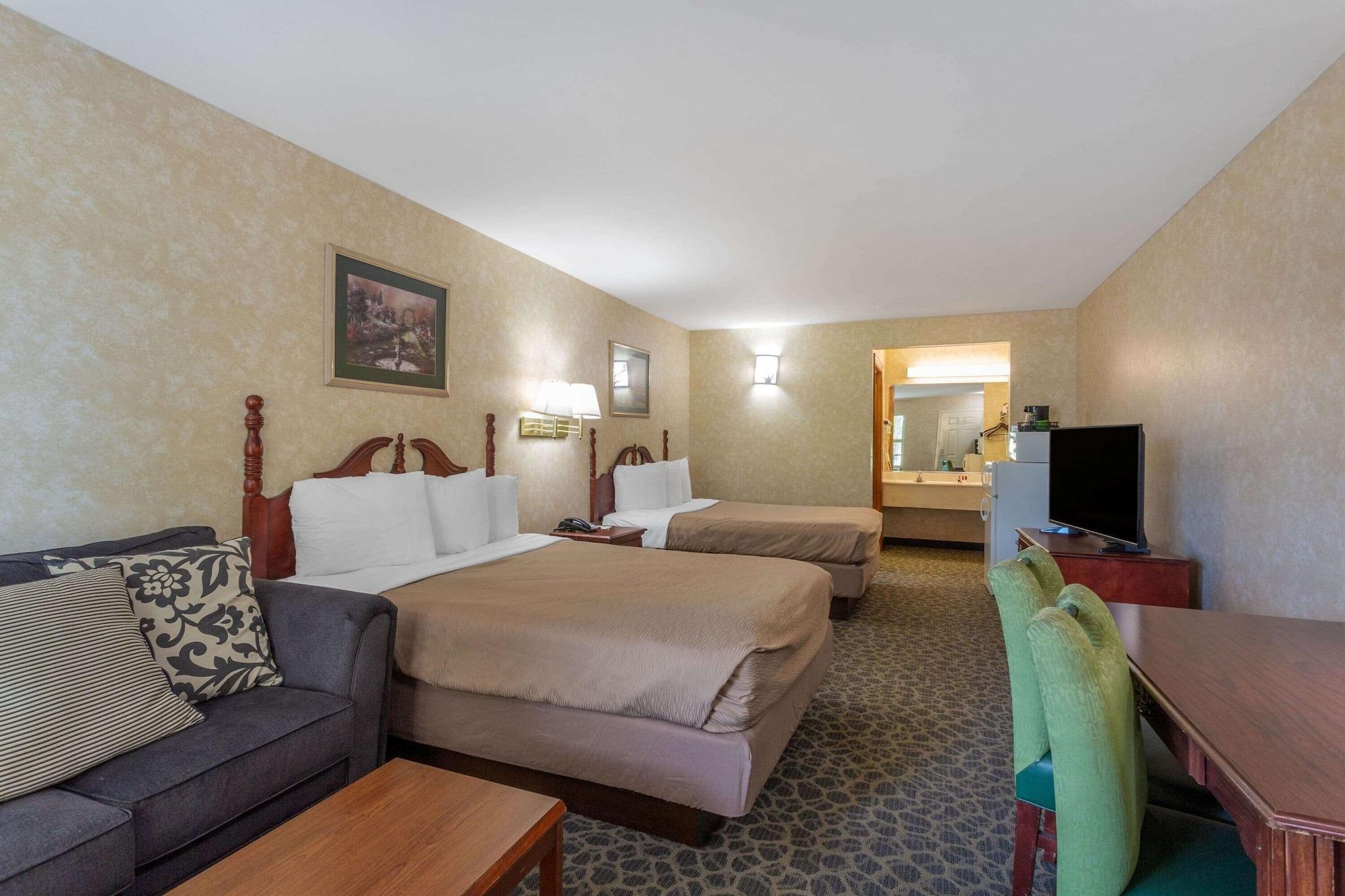 Brentwoodinn&Suites جلين ألين المظهر الخارجي الصورة